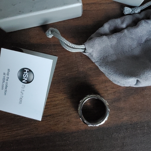 New Emma Skye Stainless Steel Crystal Star-Studded Wide Band Ring. - Picture 10 of 12